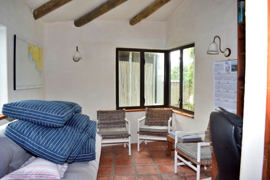 6 Bedroom Property for Sale in Suiderstrand Western Cape